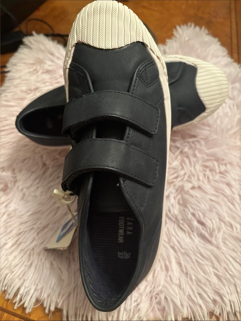 Zara Navy Blue Sneakers with Cream Ribbed Toe